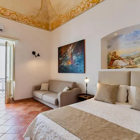 Corte Patitari - By Patitari فندق مبيت وإفطار غالّيبولي